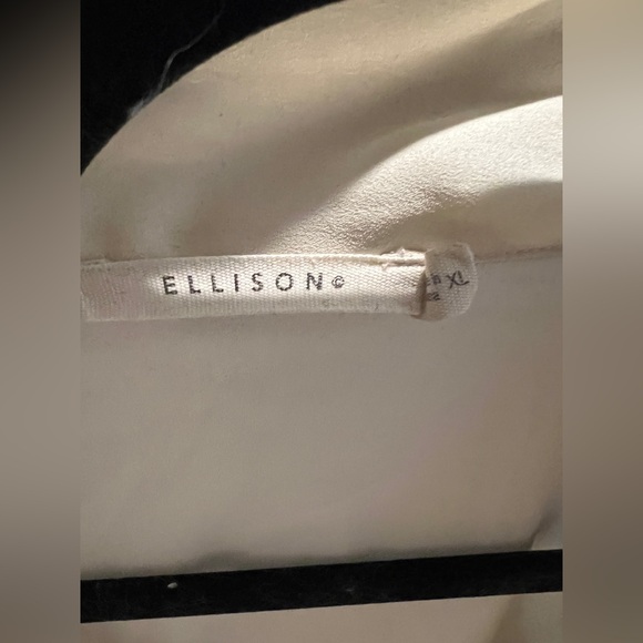 Ellison Cream color tie front 3/4 sleeve chiffon like blouse XL - Picture 2 of 2